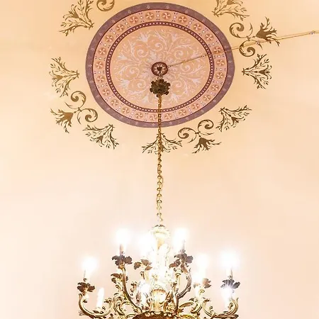 ホテル Il Cavaliere Al Borgo Antico コペルティーノ
