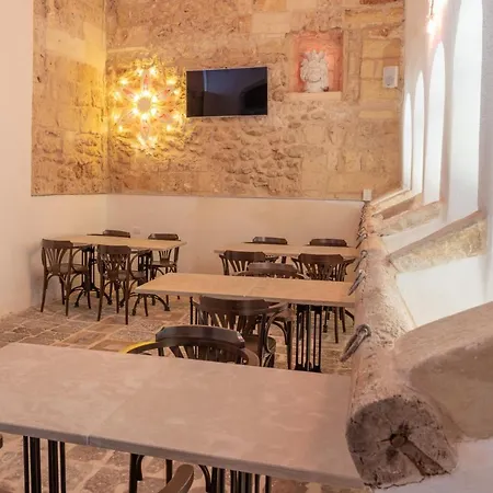 Il Cavaliere Al Borgo Antico Otel *